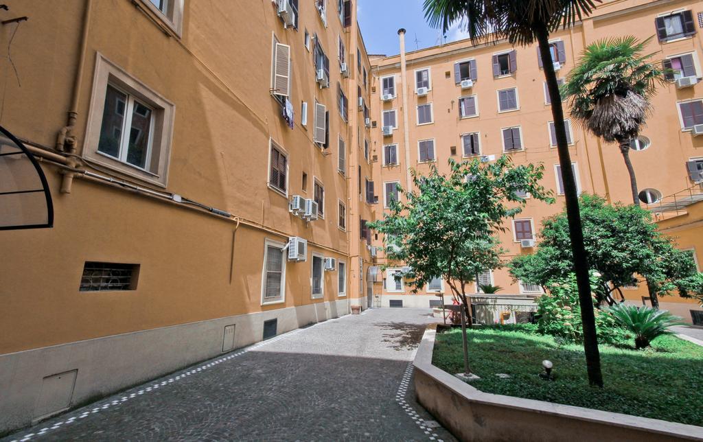 San Pietro'S Home - Guesthouse Rom Exteriör bild